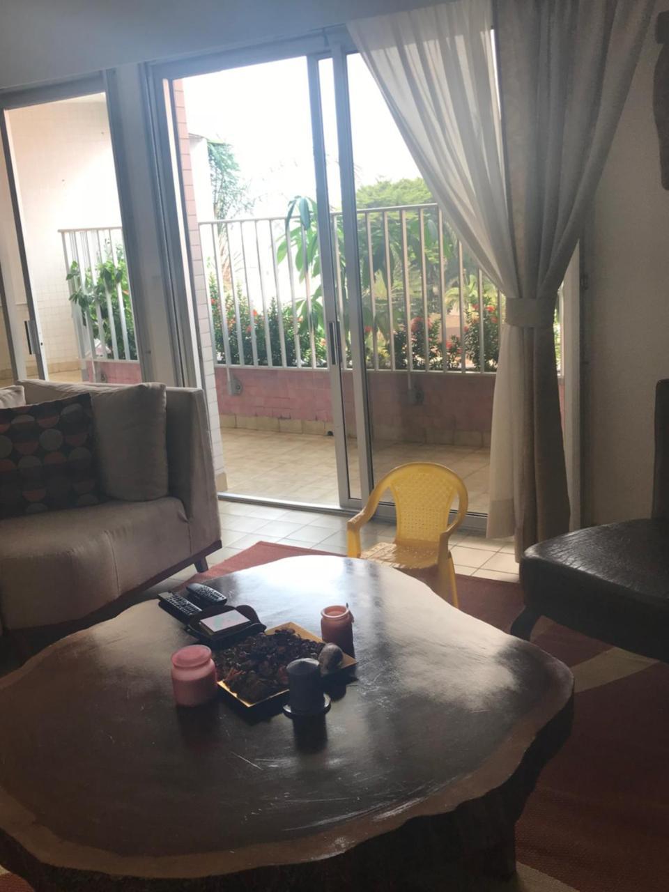 F4 Appartement Bonanjo Douala Exteriör bild