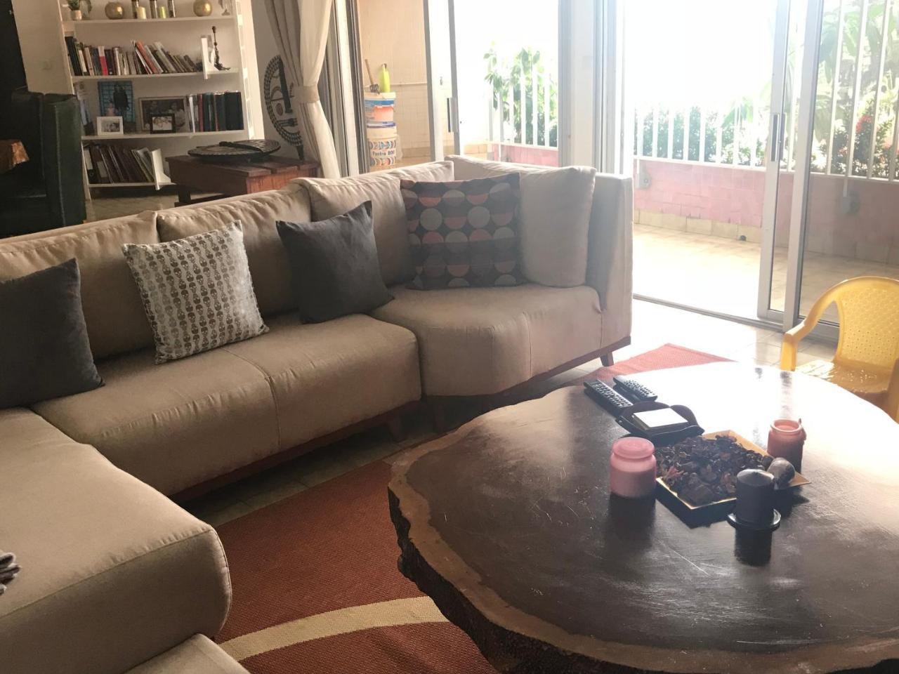 F4 Appartement Bonanjo Douala Exteriör bild